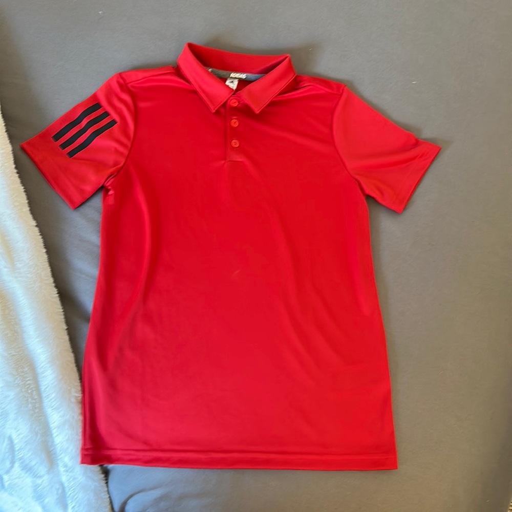 Boys M Adidas Red golf shirt - new never worn
